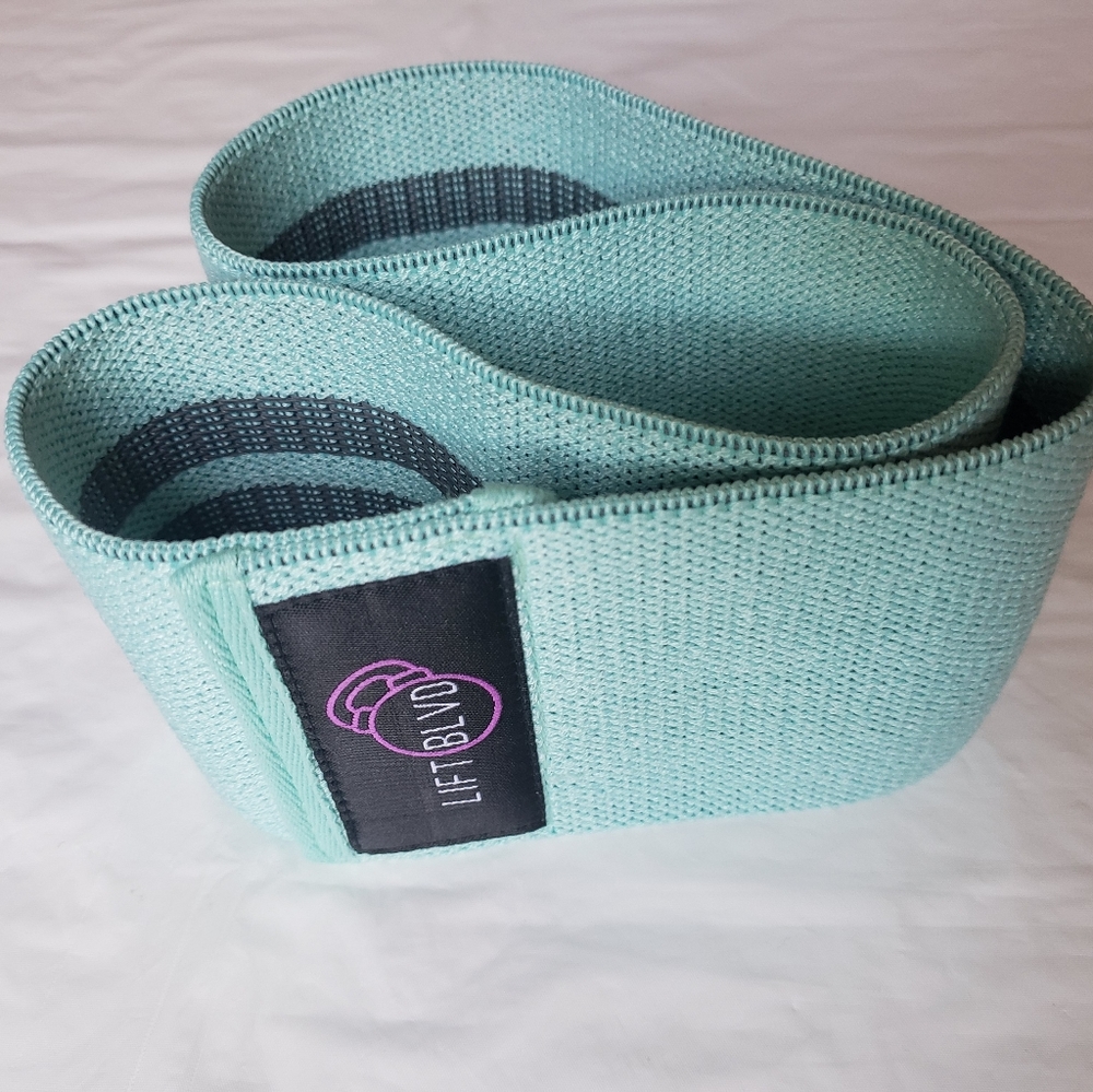 Brand new Resistance glute band